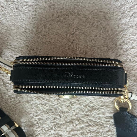 Marc Jacob’s snapshot bag - Picture 3 of 4